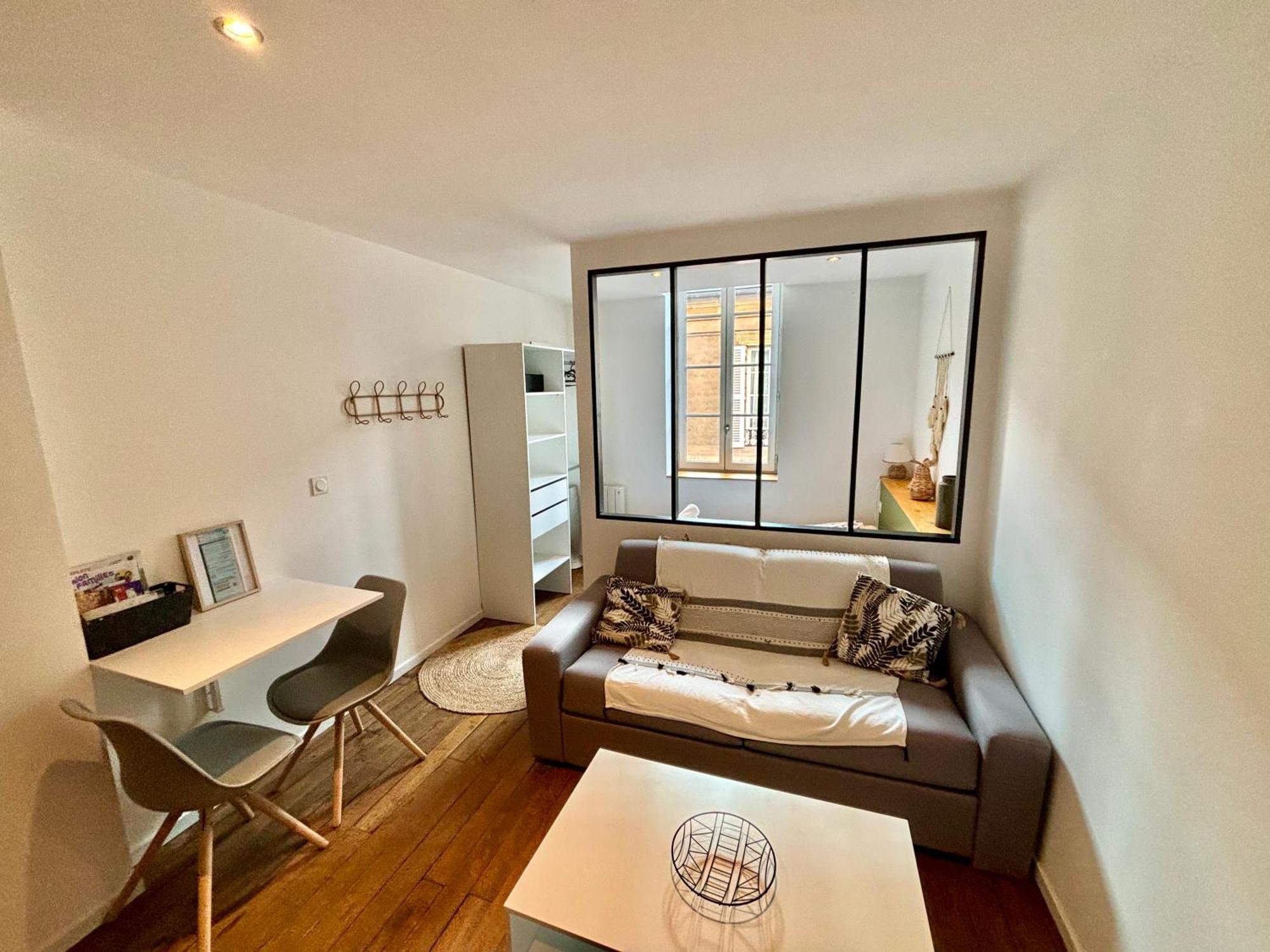Apartment Moulins: Superbe Centre *